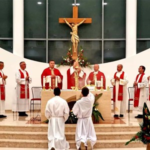 Biskup Šaško predvodio molitvu za mir u Ukrajini u Zagrebačkoj nadbiskupiji